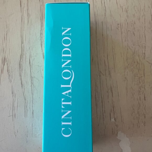 CintaLondon AquaForte Makeup Setting Spray - Matte - Picture 4 of 4